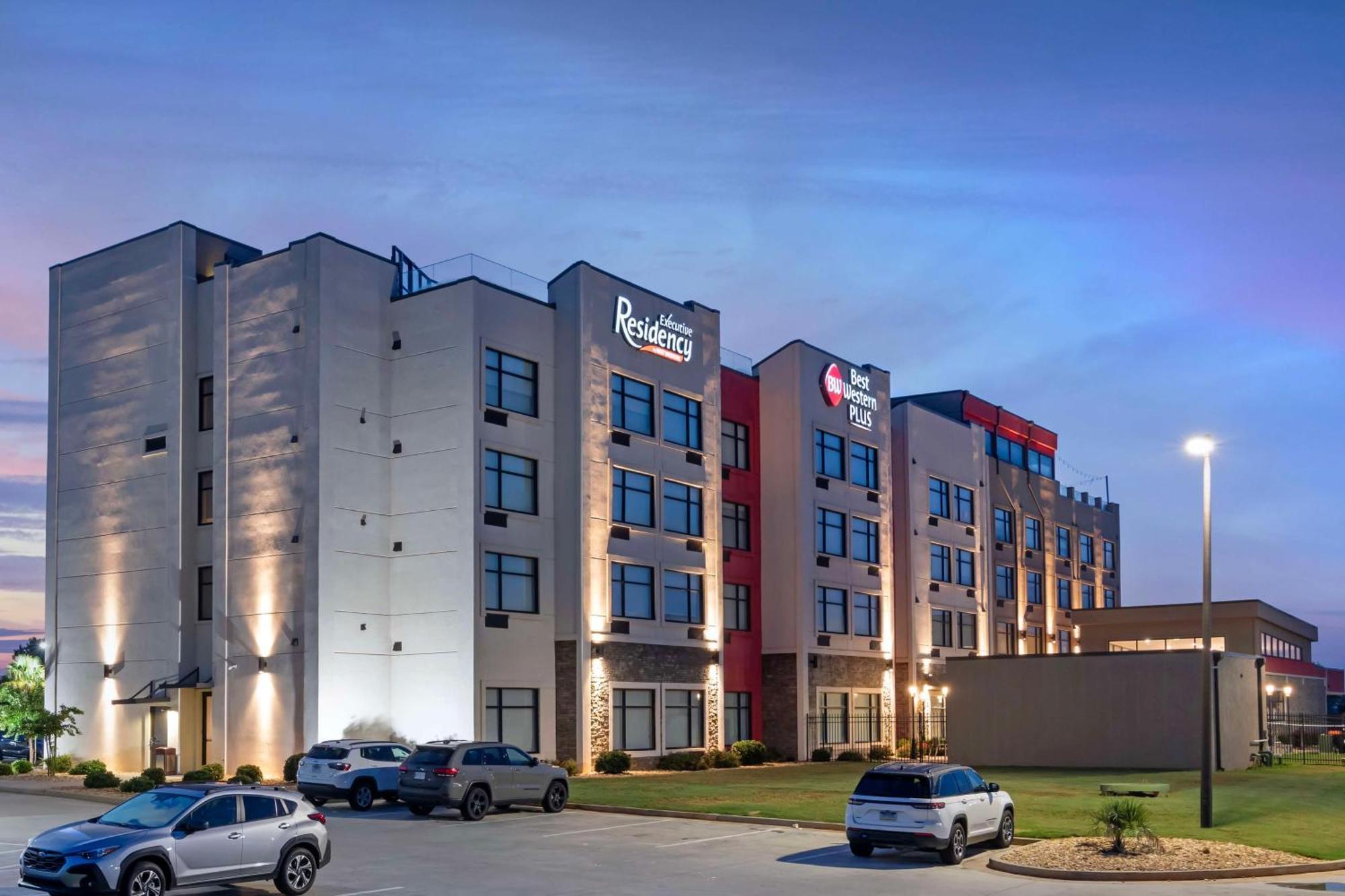 Best Western Plus Executive Residency Rigby'S Water World Hotel Warner Robins Esterno foto